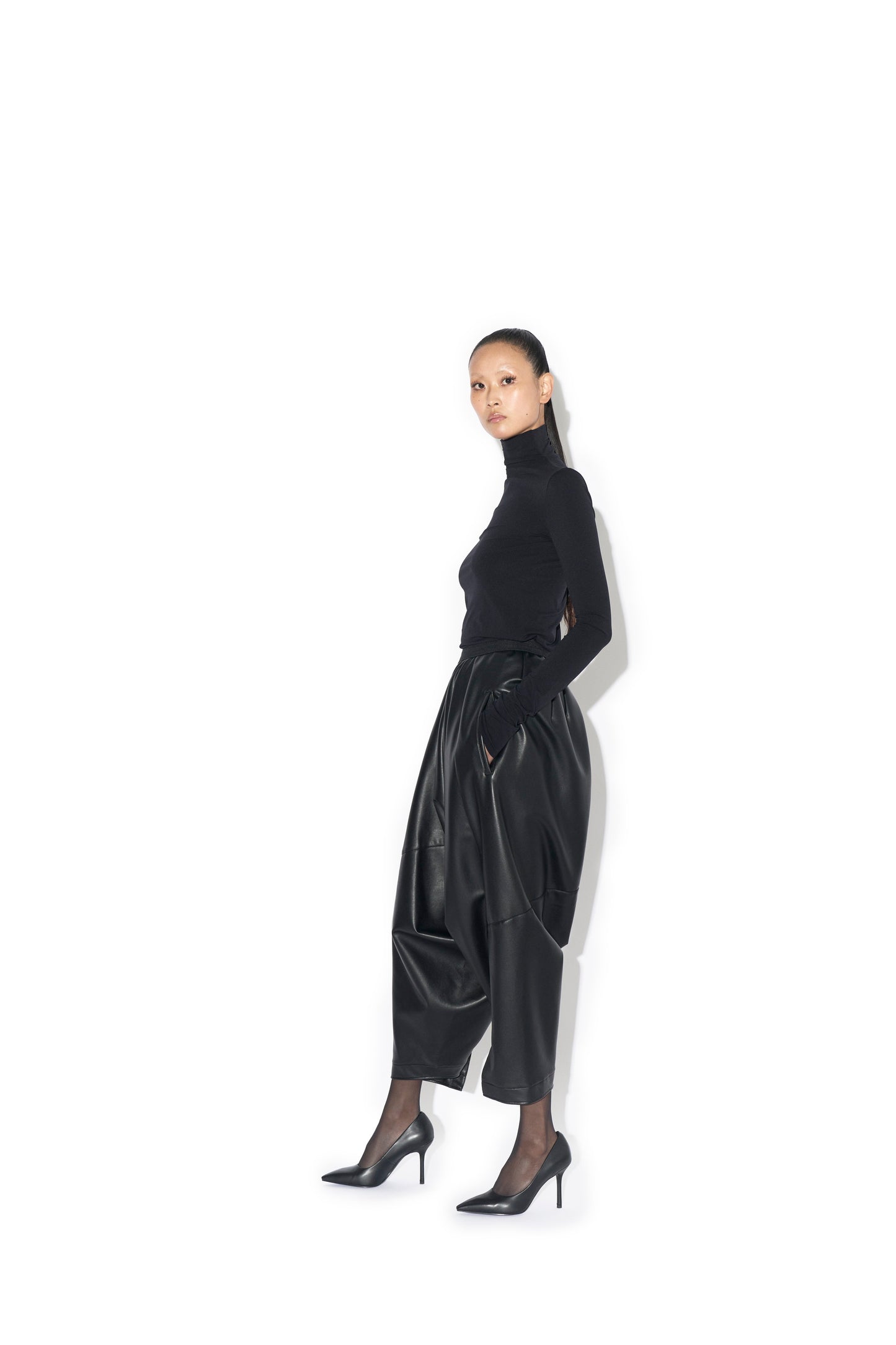 FAUX LEATHER SAROUEL PANTS