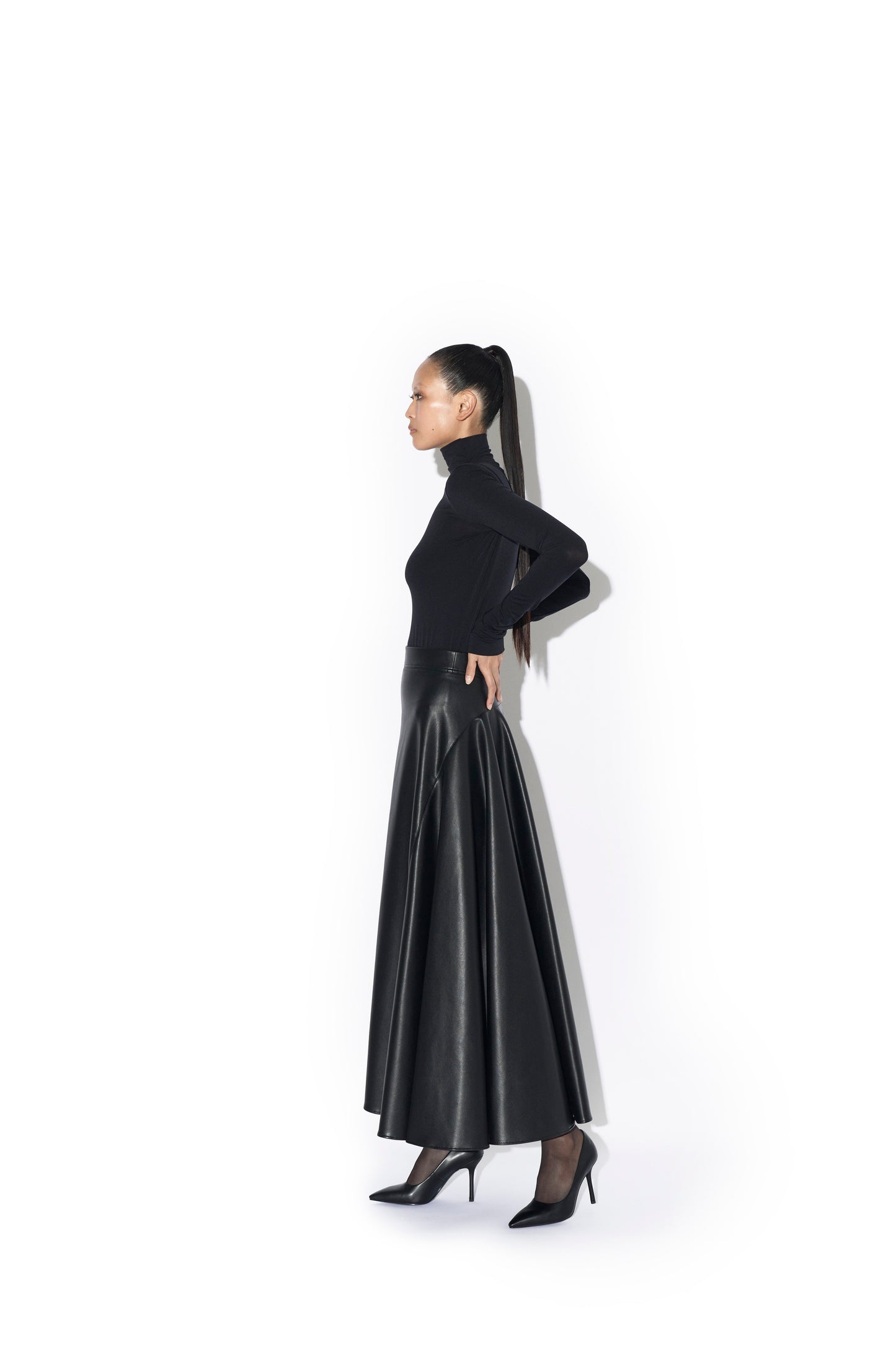 FAUX LEATHER BACK FLARED MAXI SKIRT