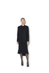 BODY-TAILORING SCUBA JACKET