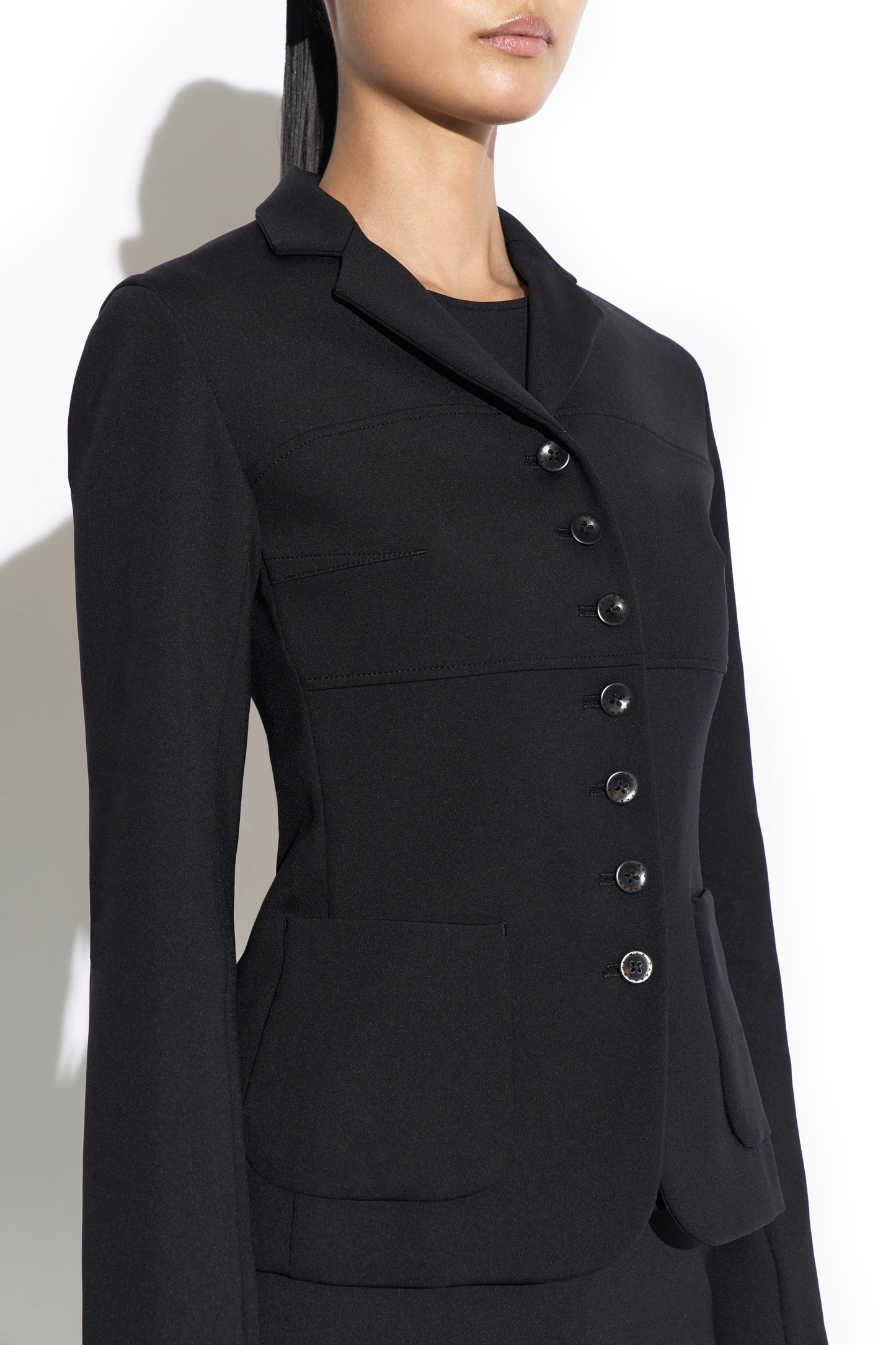 BODY-TAILORING SCUBA FITTED JACKET